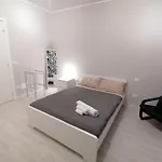 Frank\'S Studio Rooms
